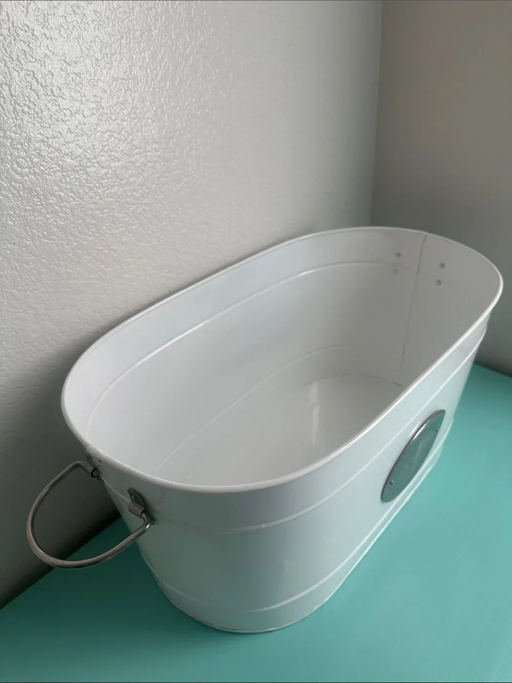 Harry Baker white handmade metal storage tub with silver paw detail-used